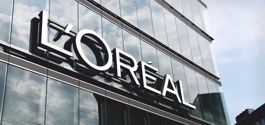 You are currently viewing L’Oréal Brings Premium Beauty Experience to Africa with First ‘Shop-in-Shop